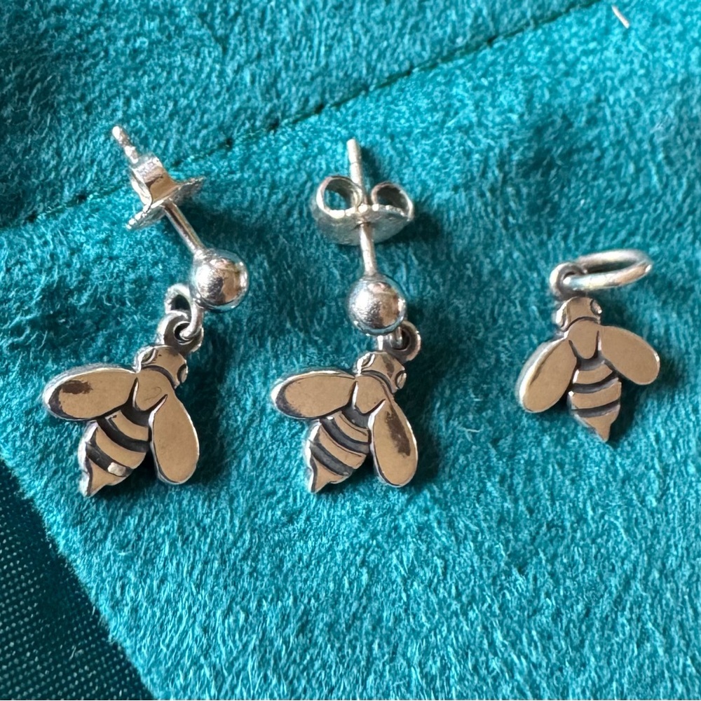 Retired James Avery Silver Bee Earrings and Charm Set